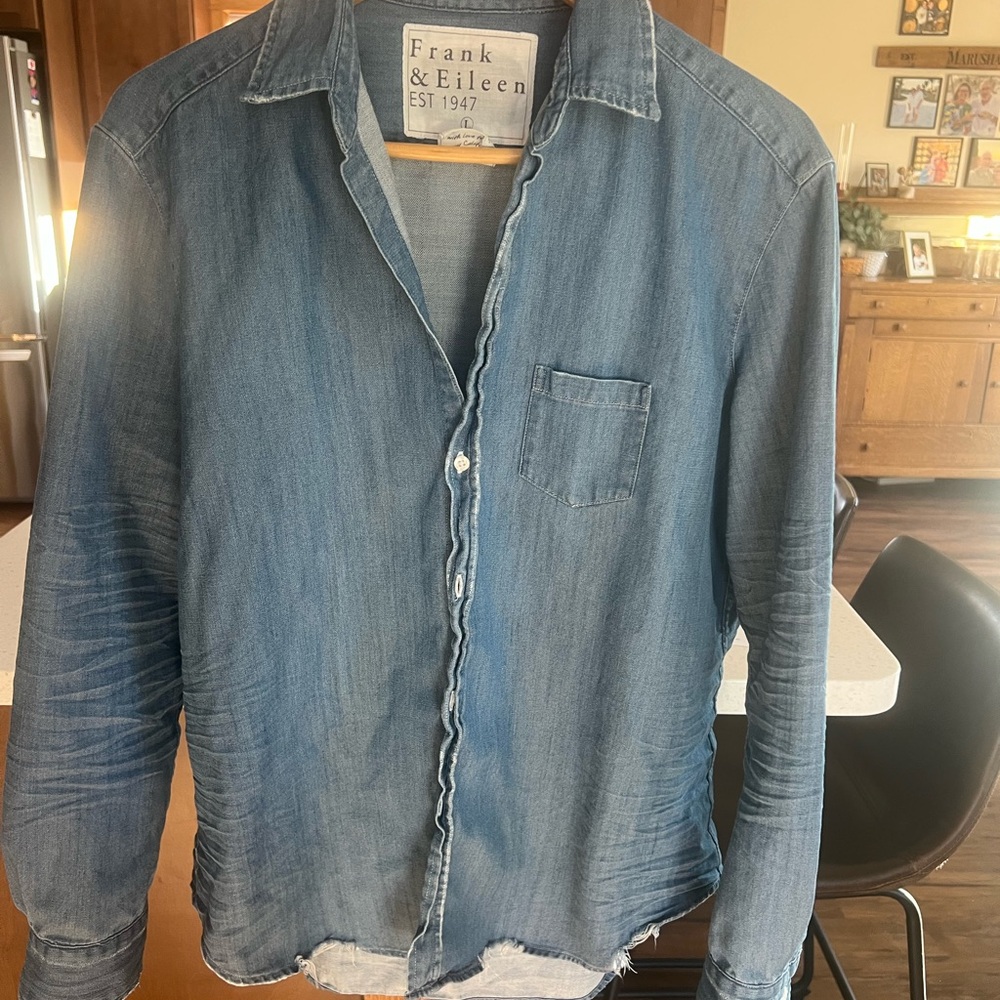 Frank & Eileen Classic Blue Shirt